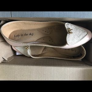 Loly in the sky flats